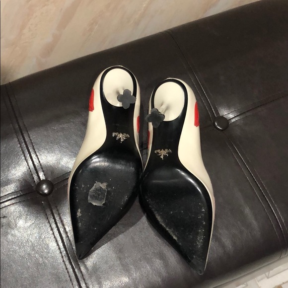 Prada Shoes 👠 one of the kind. - Picture 7 of 8